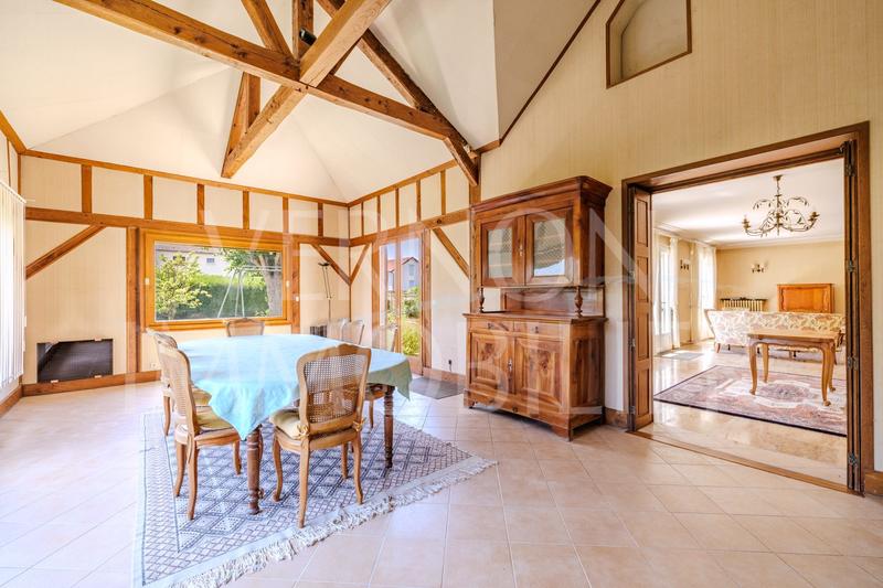 Maison - 165 m² - 7 pièces