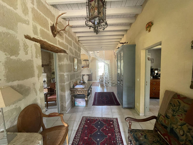 Demeure - 269 m² - 8 pièces