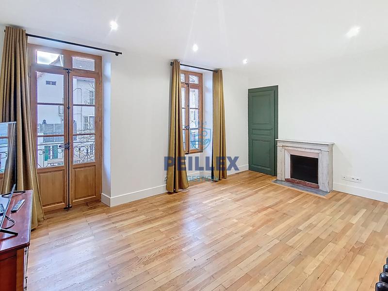 Appartement - 114 m² - 5 pièces