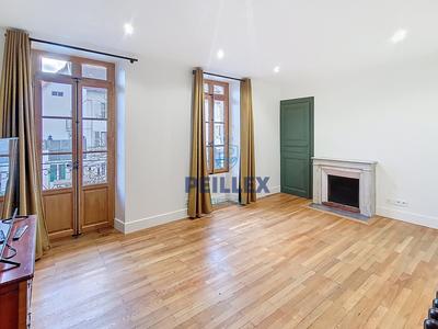 Appartement - 114 m² - 5 pièces