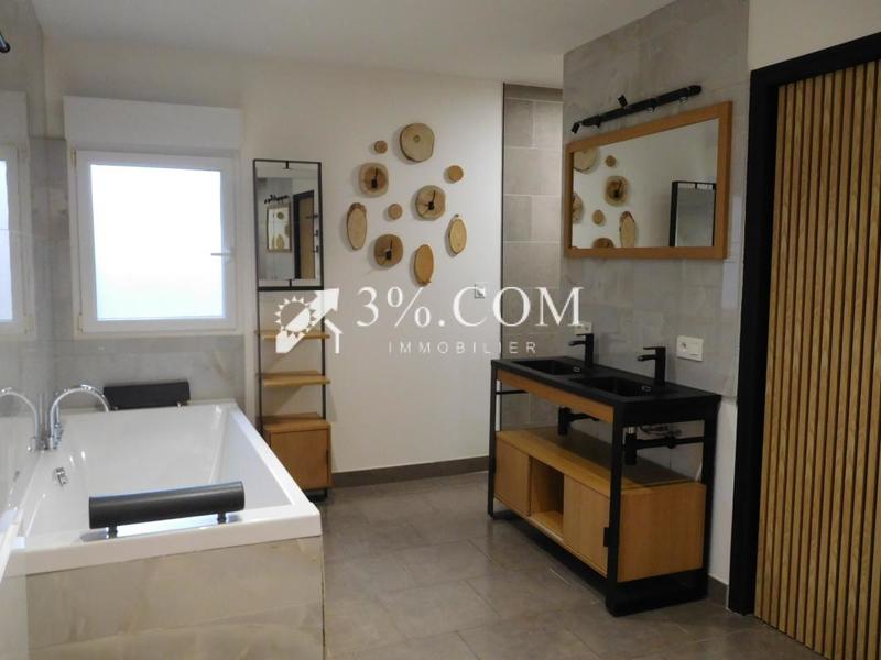 Maison - 113 m² - 5 pièces