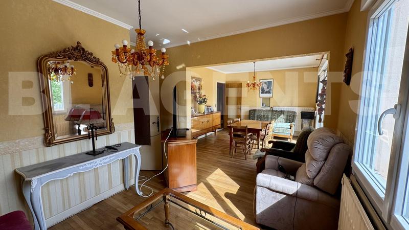 Maison - 139 m² - 7 pièces