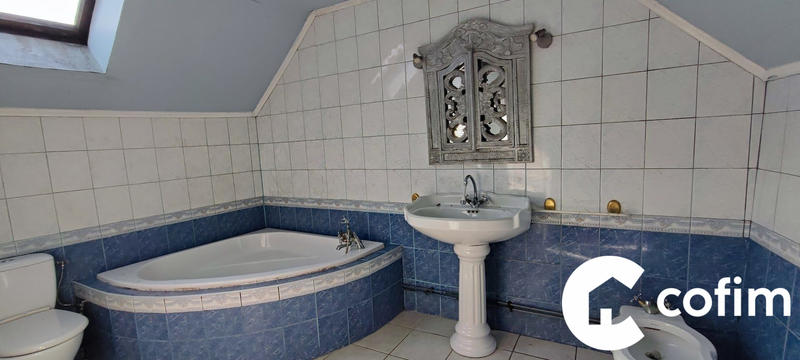 Maison ancienne - 216 m² - 7 pièces