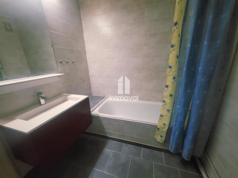 Appartement - 82 m² - 3 pièces