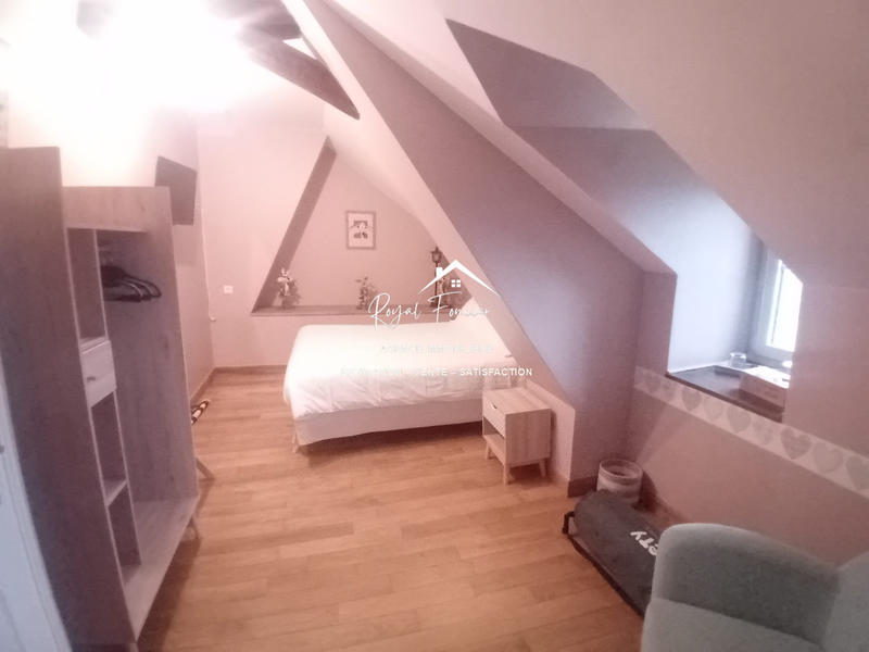 Maison ancienne - 263 m² - 9 pièces