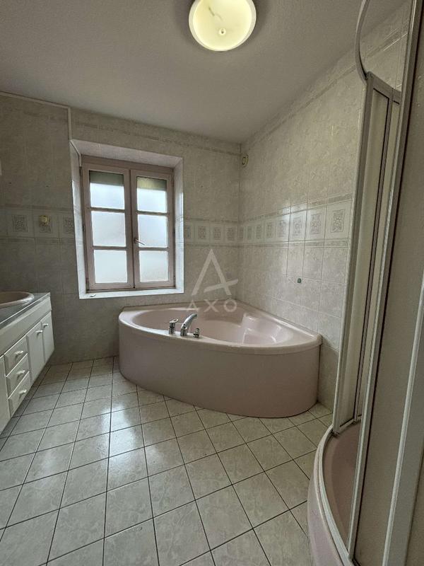 Maison - 124 m² - 7 pièces