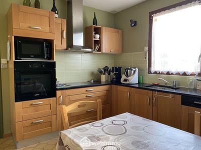 Maison - 202 m² - 7 pièces