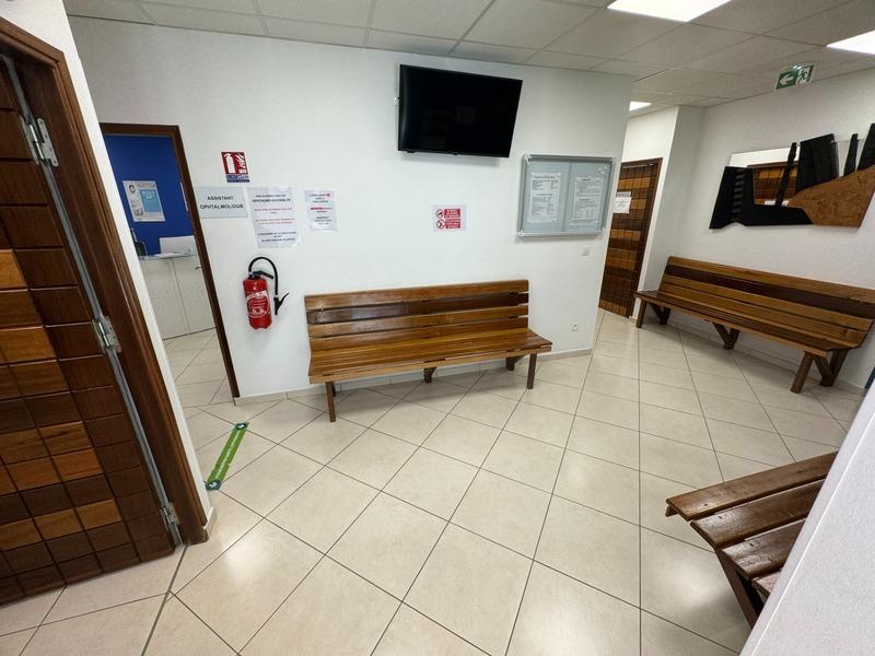 Immeuble - 300 m² - 15 pièces