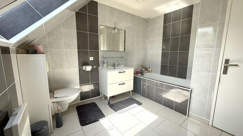 Maison - 113 m² - 6 pièces