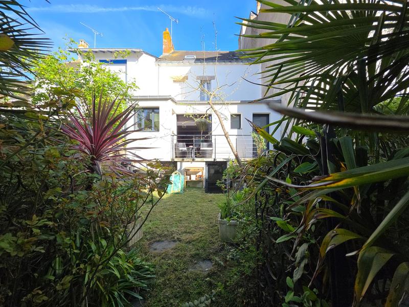 Maison - 152 m² - 7 pièces