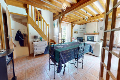 Maison traditionnelle - 120 m² - 7 pièces