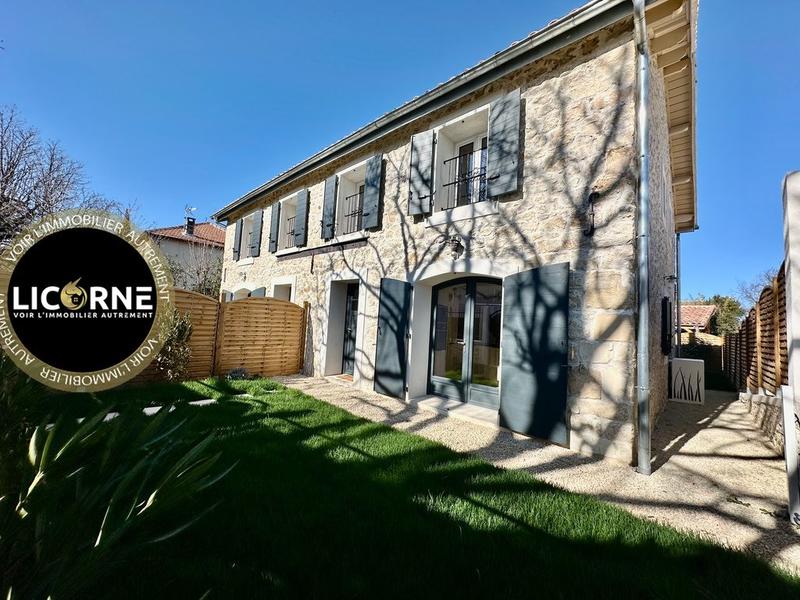 Maison - 90 m² - 4 pièces