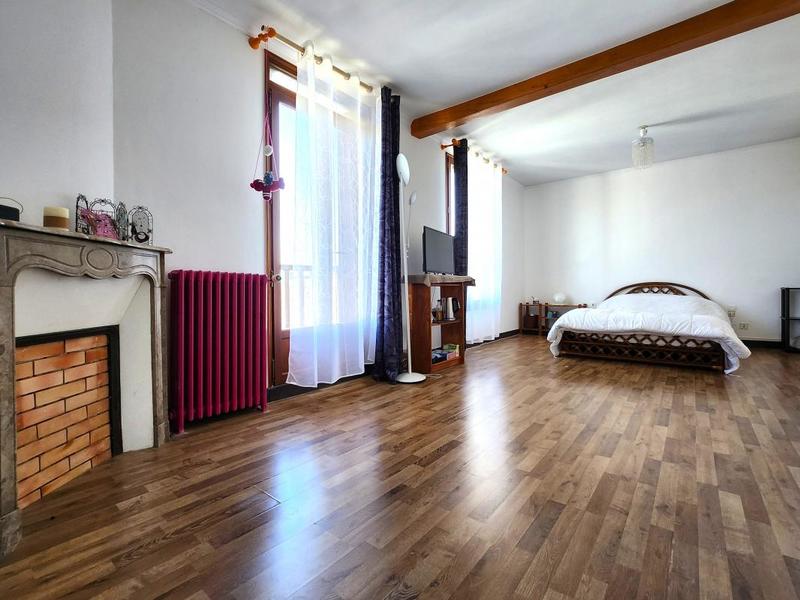 Maison - 145 m² - 6 pièces