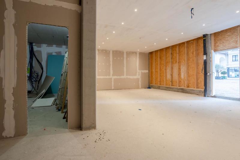 Local commercial - 99 m²