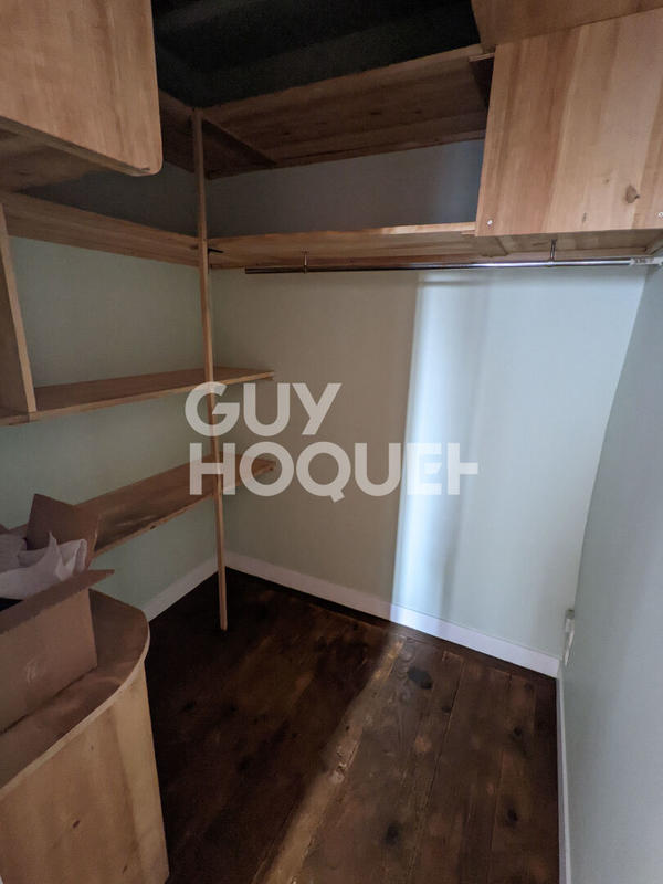 Appartement - 82 m² - 3 pièces