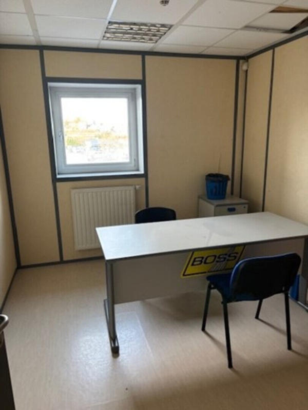 Local d'activité / Entrepôt - 6 700 m²