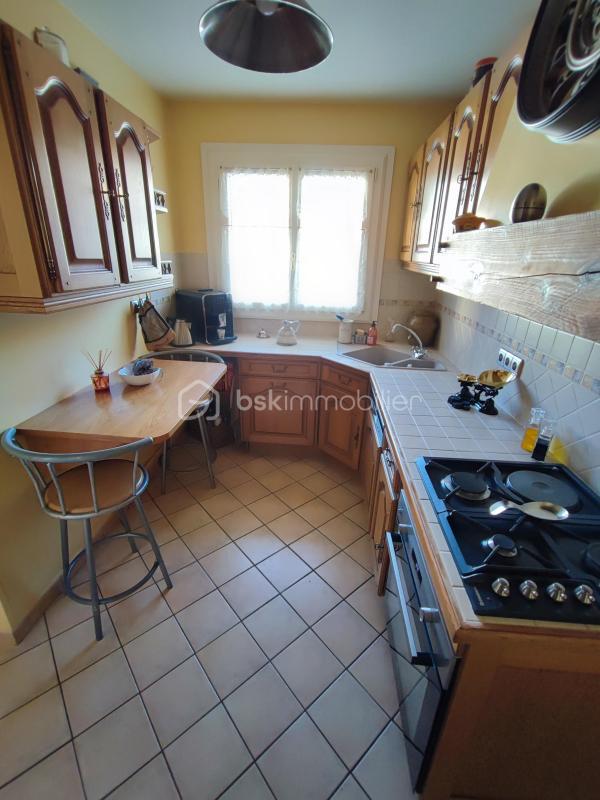 Maison - 96 m² - 6 pièces