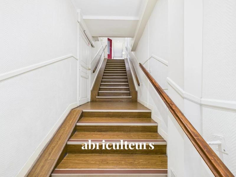 Appartement ancien - 67 m² - 3 pièces