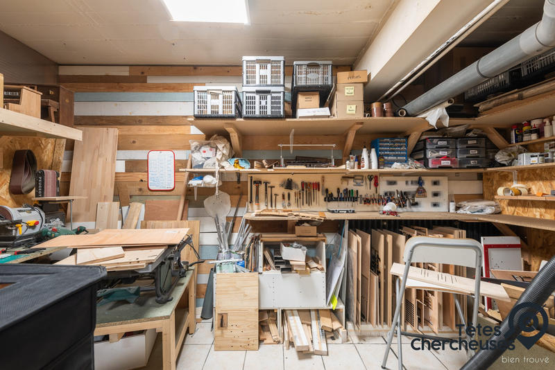 Local commercial - 317 m² - 12 pièces