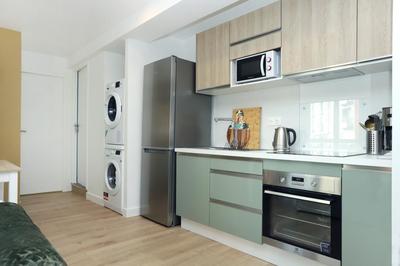 Appartement - 98 m² - 6 pièces