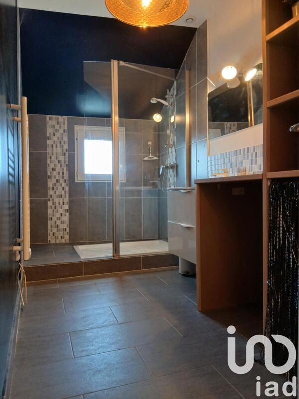 Maison - 98 m² - 4 pièces