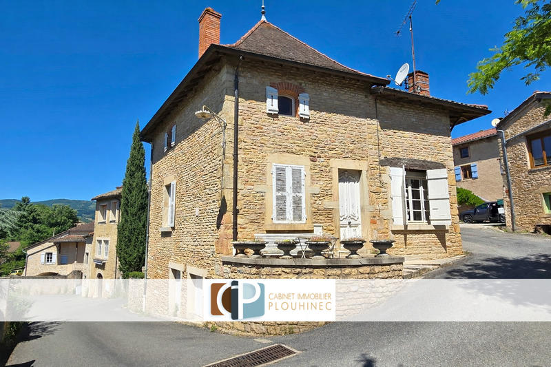 Maison - 332 m² - 9 pièces