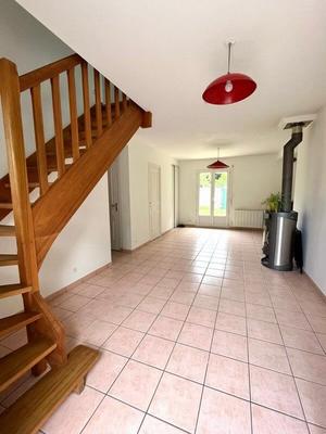 Maison - 87 m² - 7 pièces