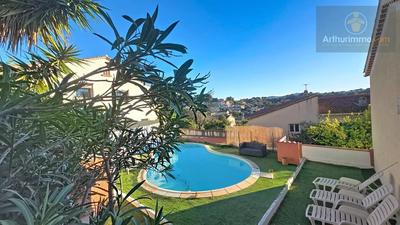 Maison - 138 m² - 5 pièces