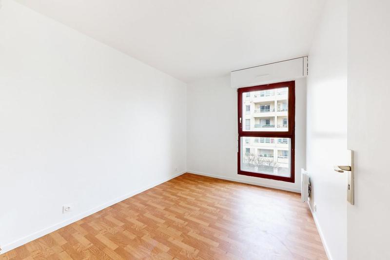 Appartement - 90 m² - 4 pièces