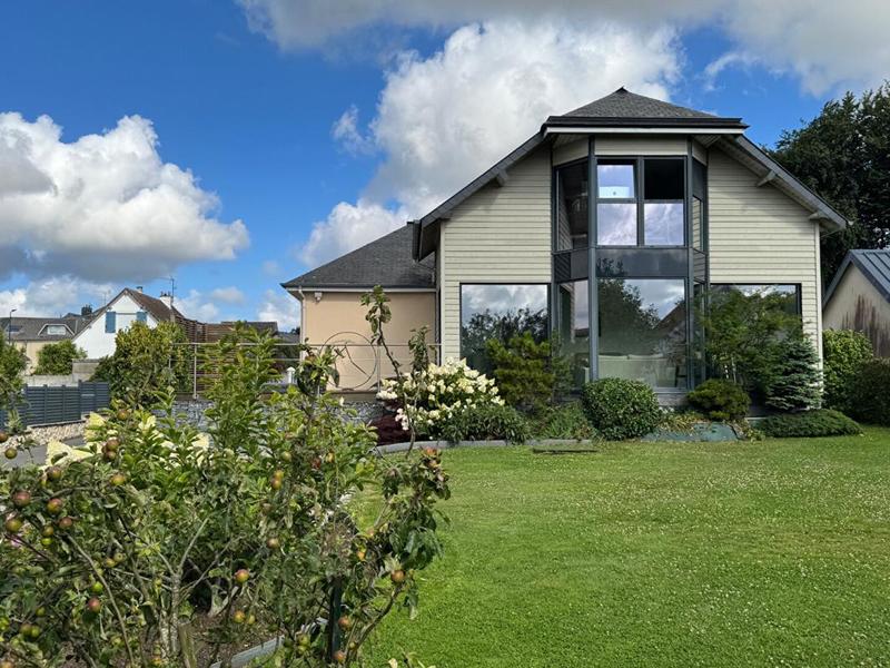 Maison - 174 m² - 6 pièces