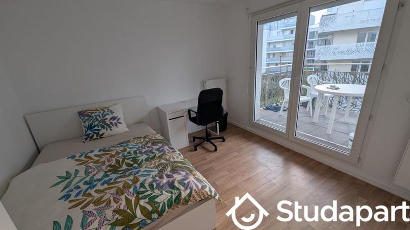 Chambre - 10 m² - 1 pièce