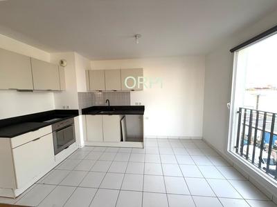 Appartement - 83 m² - 4 pièces