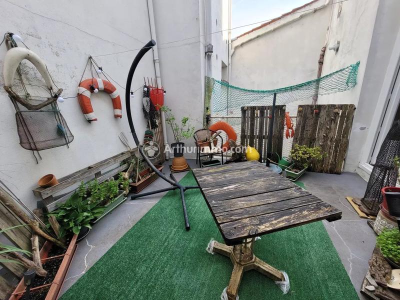 Immeuble - 134 m² - 6 pièces