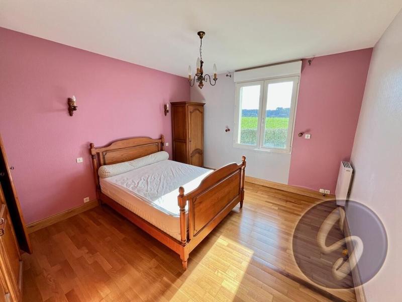 Maison - 177 m² - 6 pièces