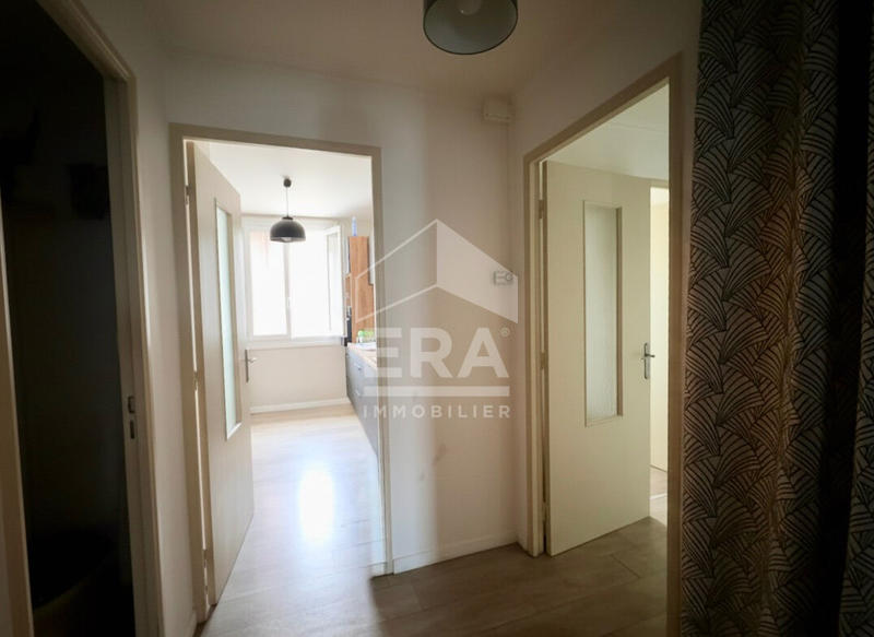 Appartement - 75 m² - 3 pièces