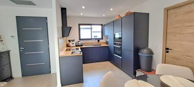 Villa - 130 m² - 4 pièces