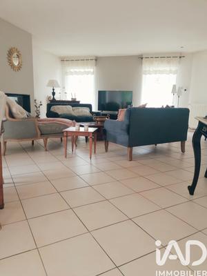 Maison - 150 m² - 8 pièces