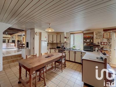 Maison - 340 m² - 9 pièces