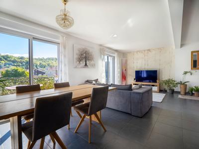 Duplex - 80 m² - 4 pièces