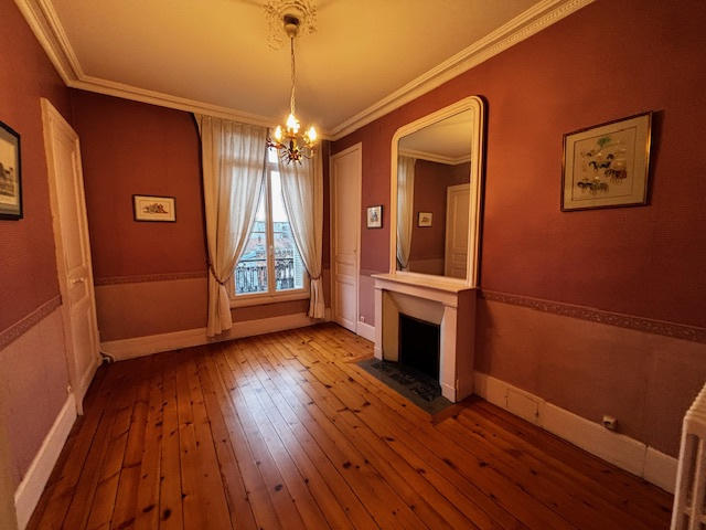 Propriété - 160 m² - 7 pièces