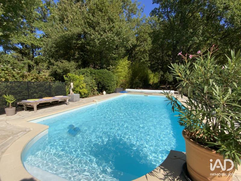 Maison - 160 m² - 5 pièces