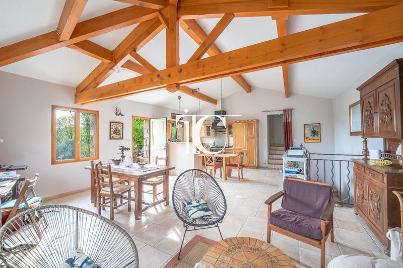 Maison - 118 m² - 3 pièces