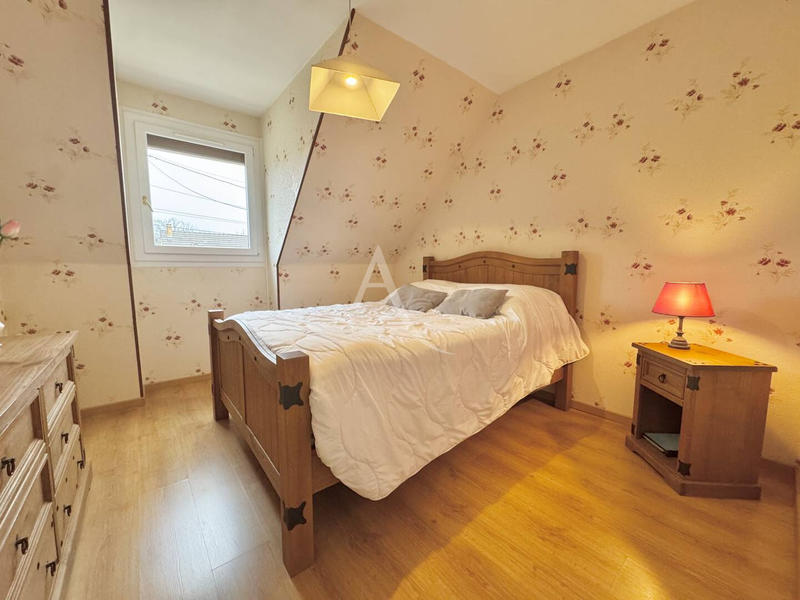 Maison - 104 m² - 5 pièces