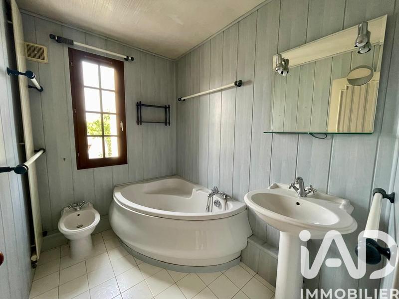 Maison - 102 m² - 5 pièces