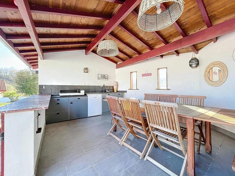 Maison - 183 m² - 5 pièces