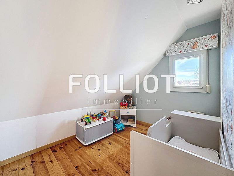 Maison - 140 m² - 8 pièces