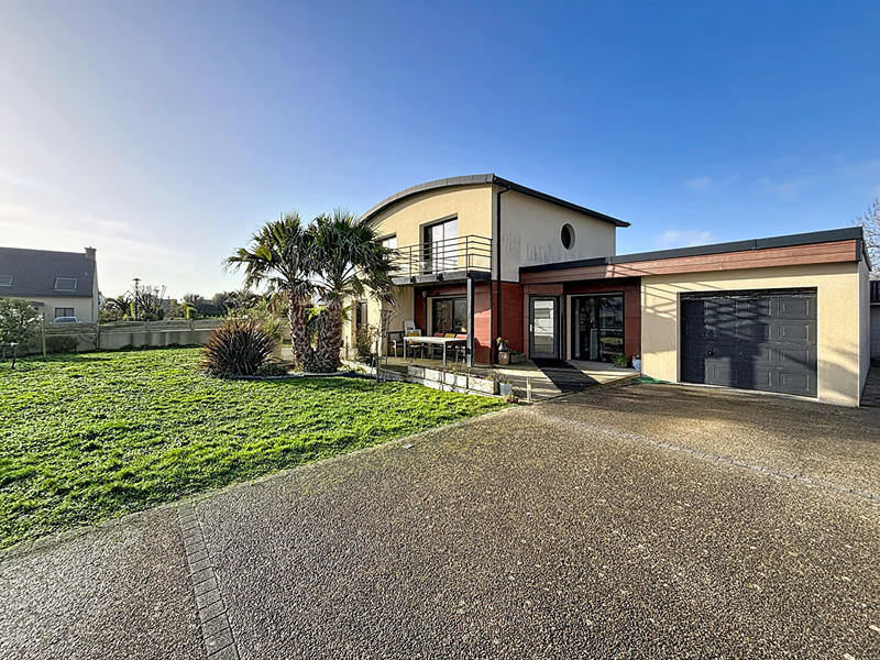 Maison - 143 m² - 6 pièces