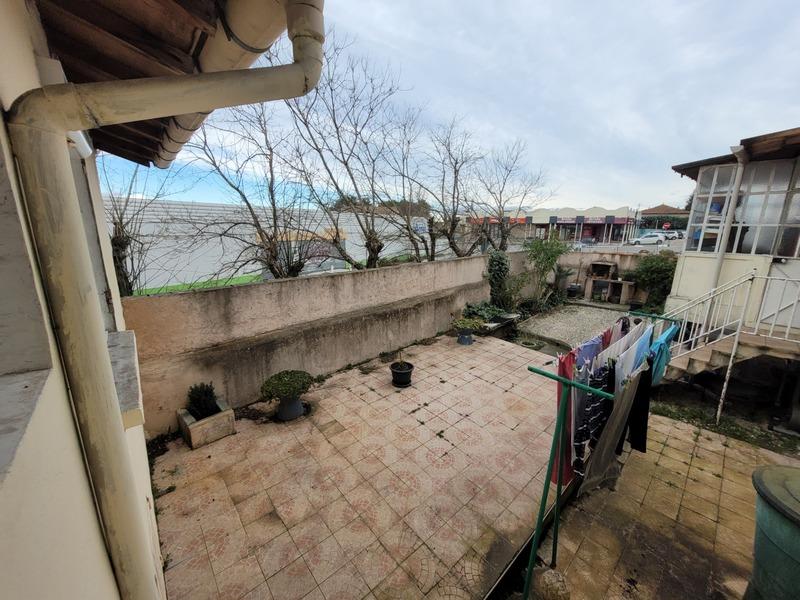 Local d'activité / Entrepôt - 86 m² - 6 pièces