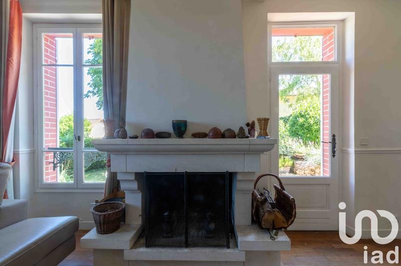 Maison - 187 m² - 8 pièces