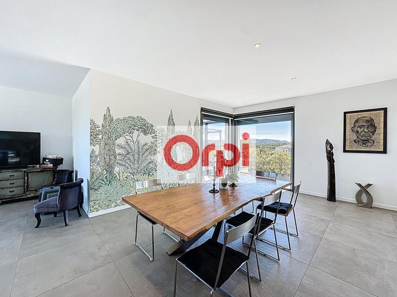 Penthouse - 157 m² - 4 pièces